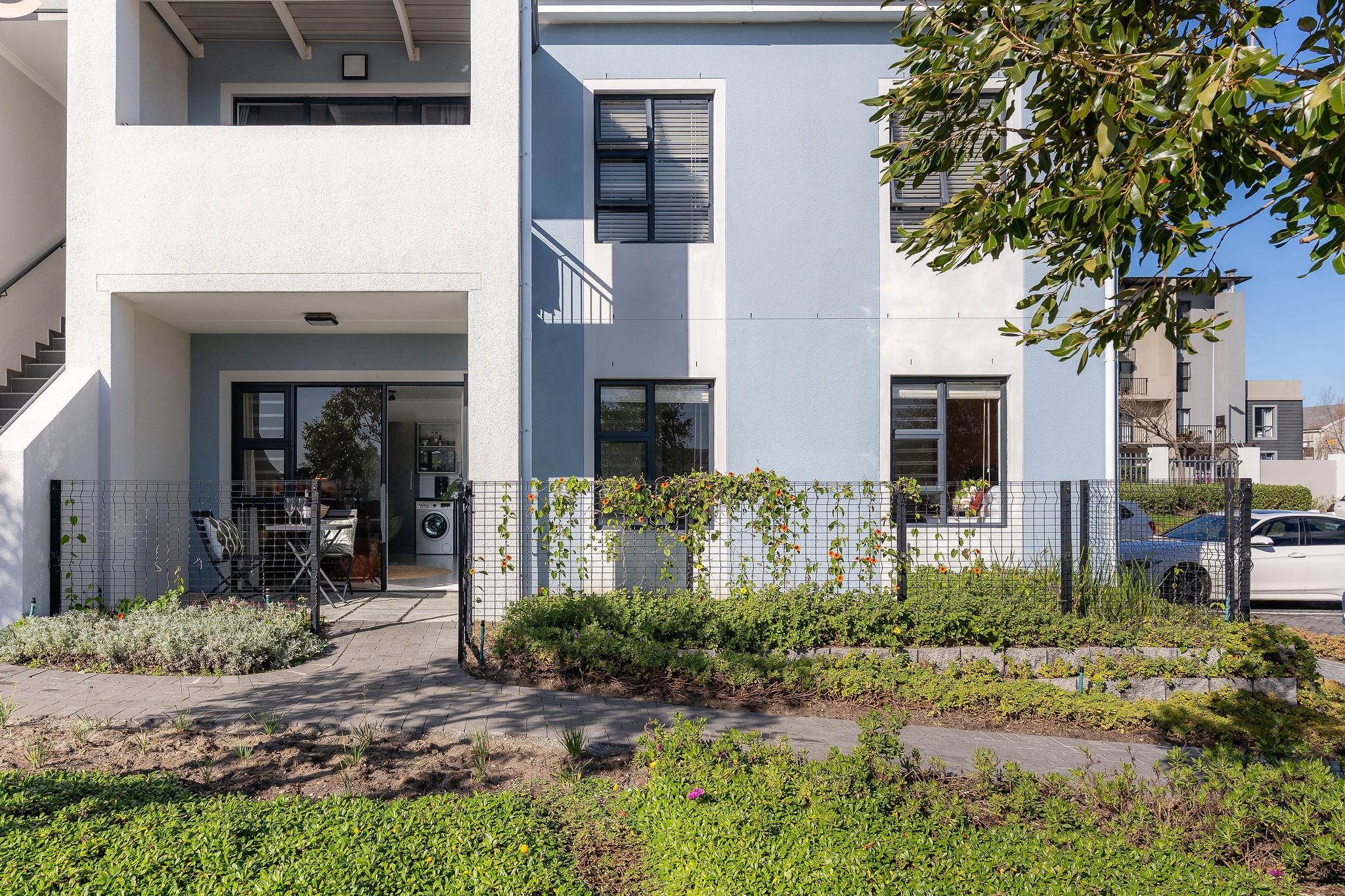 Exterior of the Cape Perlant apartment at Quinta Estate